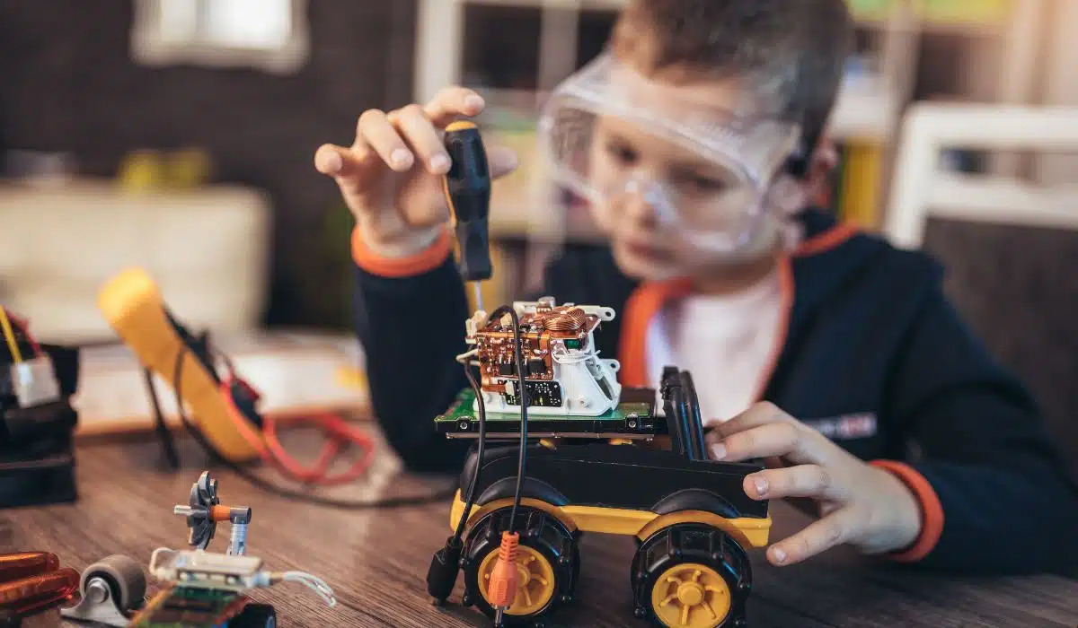 Applications For Teaching Children Programming
